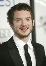 Wolny Elijah Wood