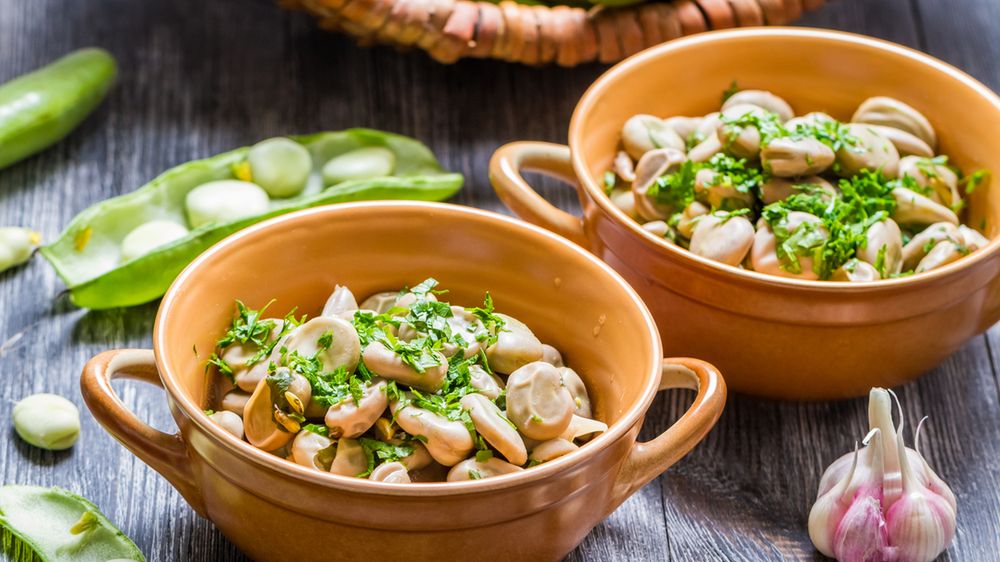 Bób gotowany z dodatkiem soli