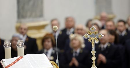 Mocne stanowisko Watykanu. Chodzi o opłaty za msze