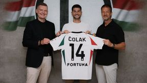 Media: Napastnik na wylocie z Legii. Papszun nie widzi go w składzie