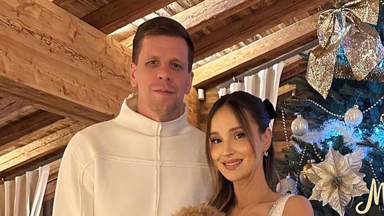 Marina Łuczenko z mężem Wojciechem Szczęsnym i synem Liamem