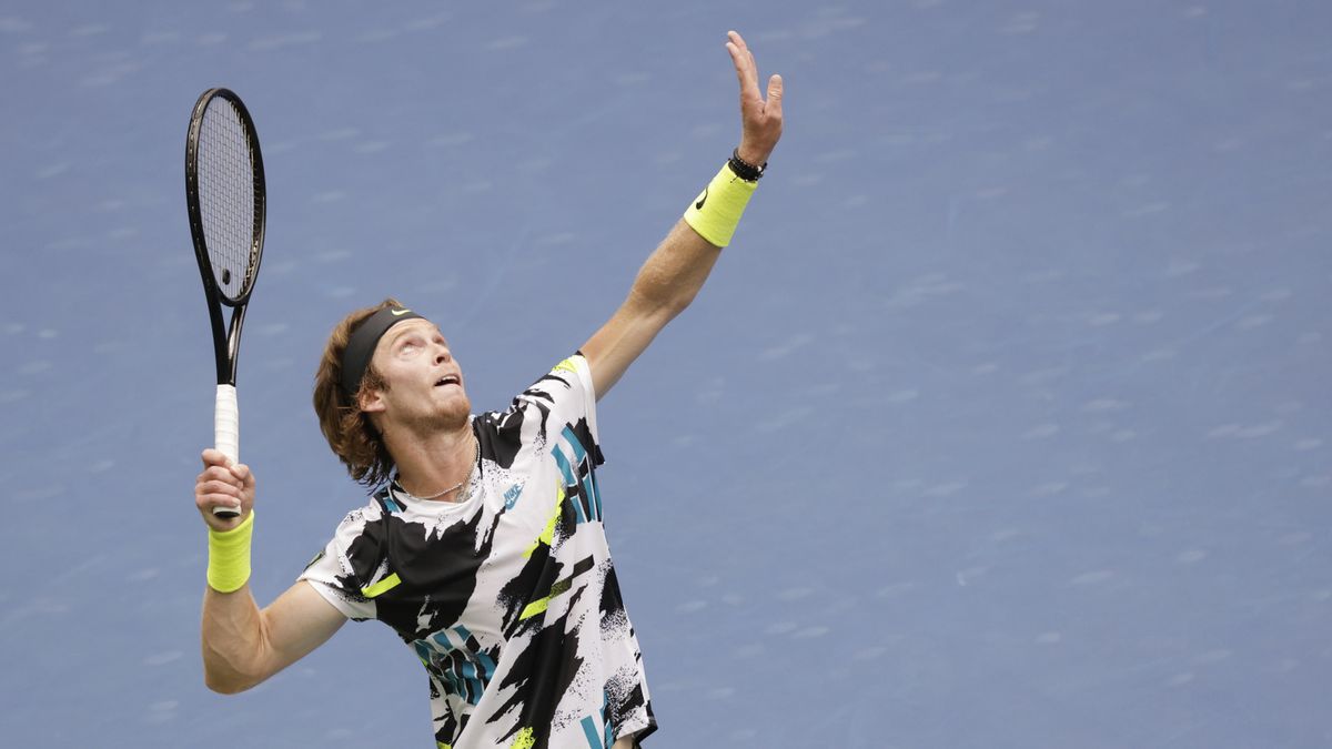 PAP/EPA / JASON SZENES / Na zdjęciu: Andriej Rublow