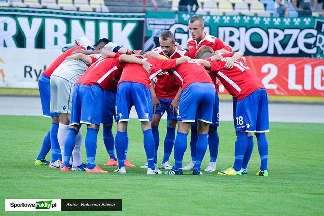 Gracze Rakowa początek sezonu mogą zaliczyć do udanych. Teraz przed nimi spotkanie z liderem z Kluczborka