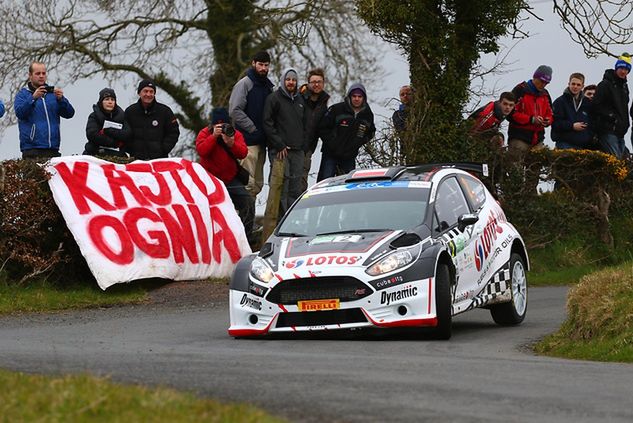 Załoga Lotos Rally Team mogła liczyć na polskich kibiców w Irlandii