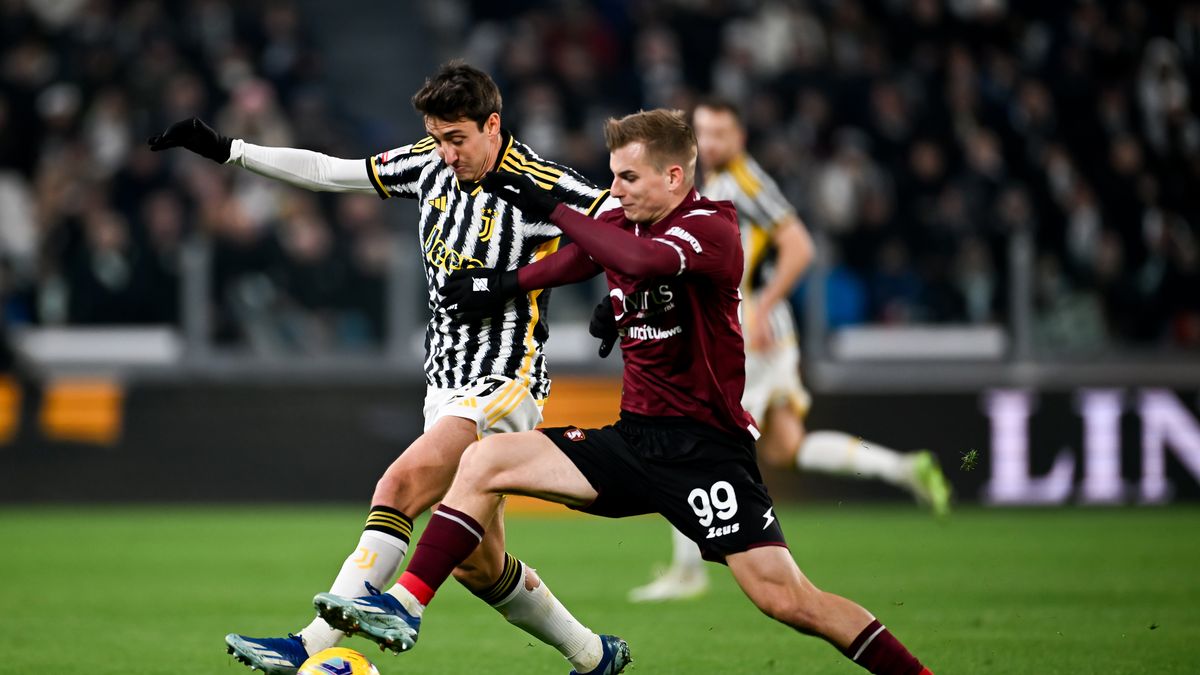 Getty Images / Daniele Badolato / Na zdjęciu: Mateusz Łęgowski w meczu z Juventusem