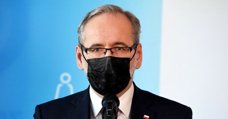 Nowe obostrzenia na Wielkanoc? Minister Adam Niedzielski ucina spekulacje
