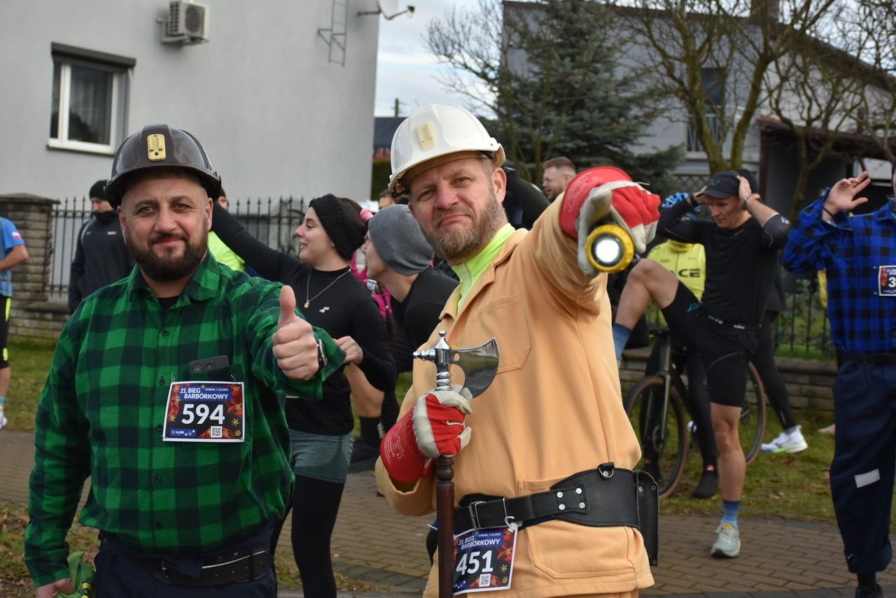 Rybnik: Tłum uczestników na 21. Biegu Barbórkowym