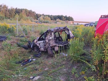 Tragedia rozegrała się z samego rana. Dwie osoby nie żyją, są ranni
