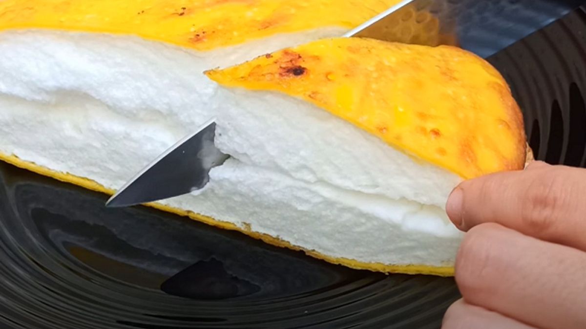 Japoński omlet to jedno z najprostszych dań.