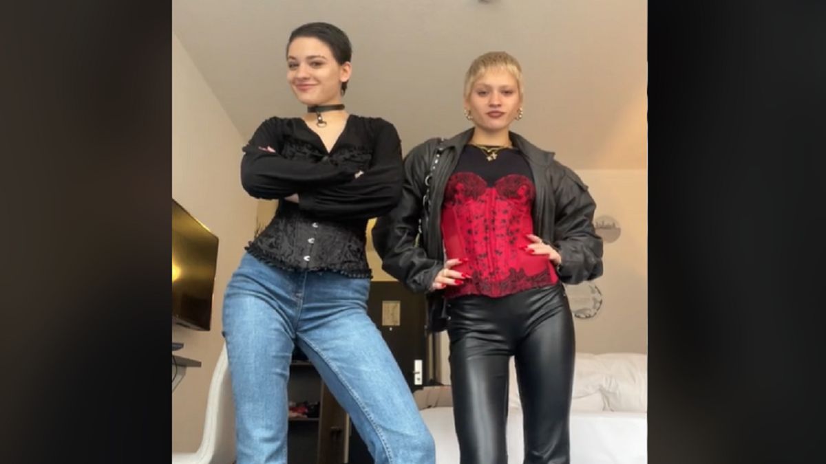 Siostry bliźniaczki odnalazły się po latach. 