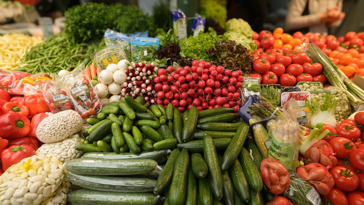 Drożeją sezonowe warzywa. Skąd te anomalie cenowe?