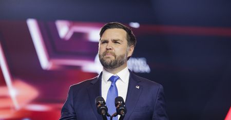 Donbas zostanie oddany Rosji? J.D. Vance zdradza szczegóły negocjacji
