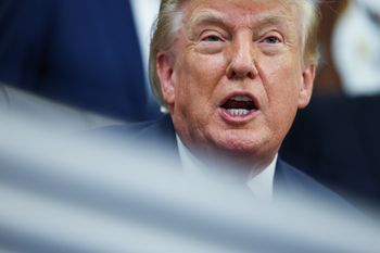 Zapytali Trumpa o ataki w pobliżu Polski. "Nawrocki ma to pod kontrolą"