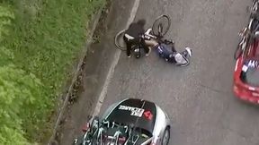 "Oj, ależ fatalnie! Co on spał?". O włos od tragedii podczas etapu Giro d'Italia