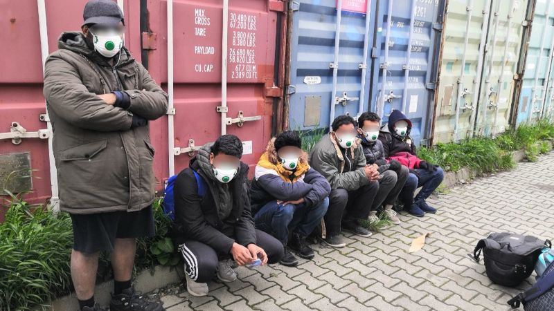 Sześciu obywateli Bangladeszu i Sri Lanki zatrzymano w Czechowicach-Dziedzicach.