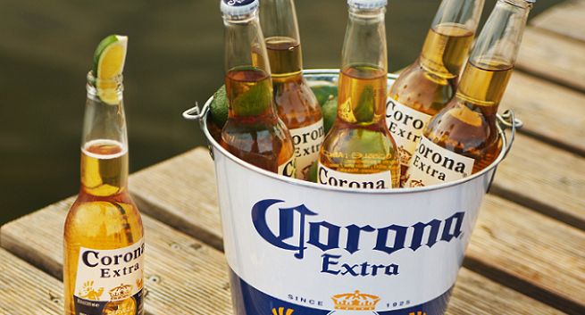 „Wygraj słoneczne wakacje” w największej kampanii piwa Corona Extra