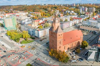 Pogoda w Gorzowie Wielkopolskim. Prognoza na niedzielę 22 lutego. Całkowite zachmurzenie i przelotne opady deszczu