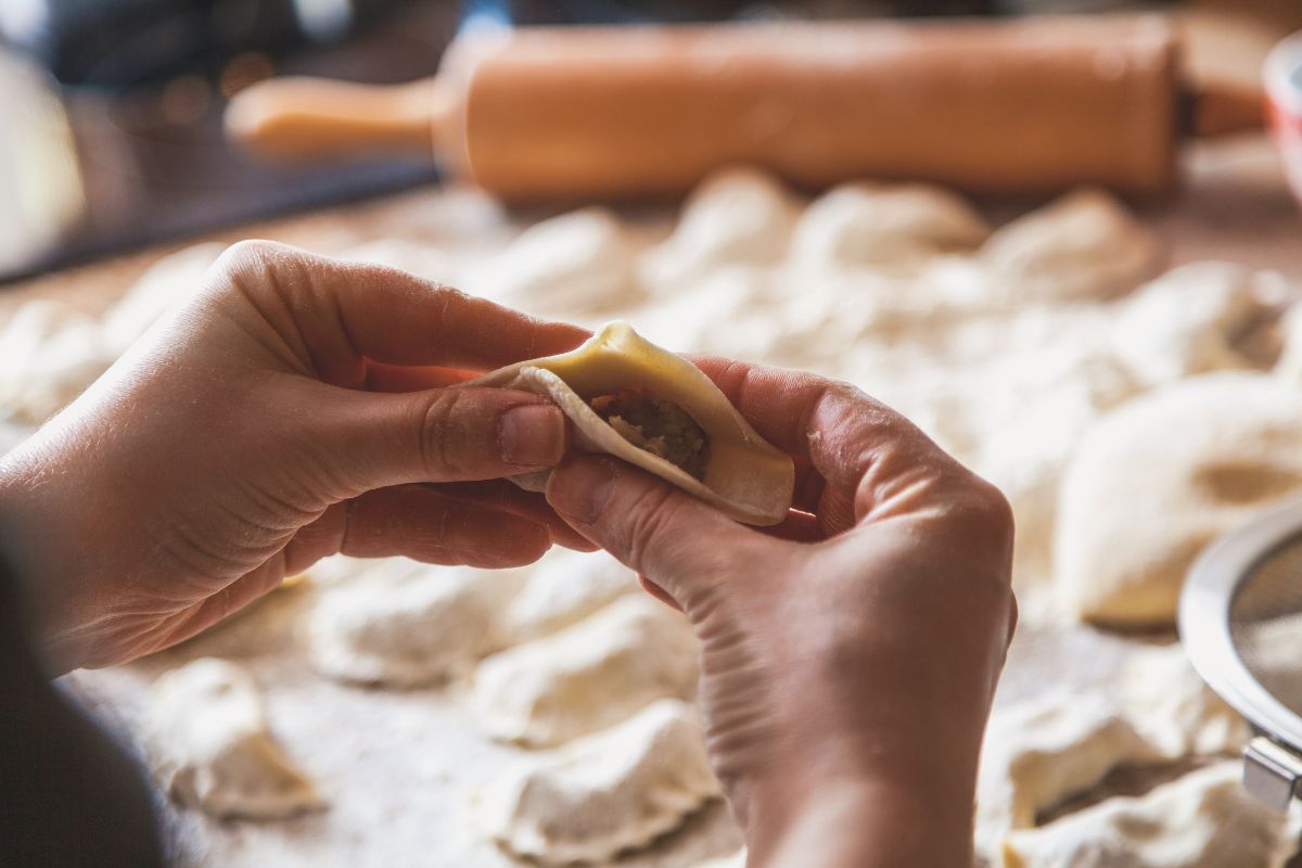 Lepienie pierogów może być dużo prostsze