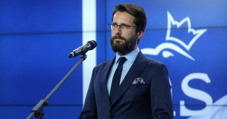 Podwyżki dla polityków. PiS zrzuca winę na Andrzeja Dudę