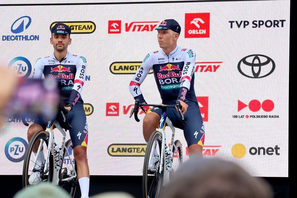 Tour de Pologne 2025, prezentacja drużyn, Wrocław 3.08.2025, Hala Stulecia
