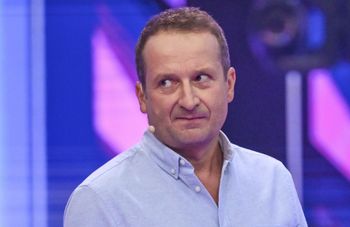 Mało kto wie, kim jest jego żona. Jest od niej starszy o 14 lat