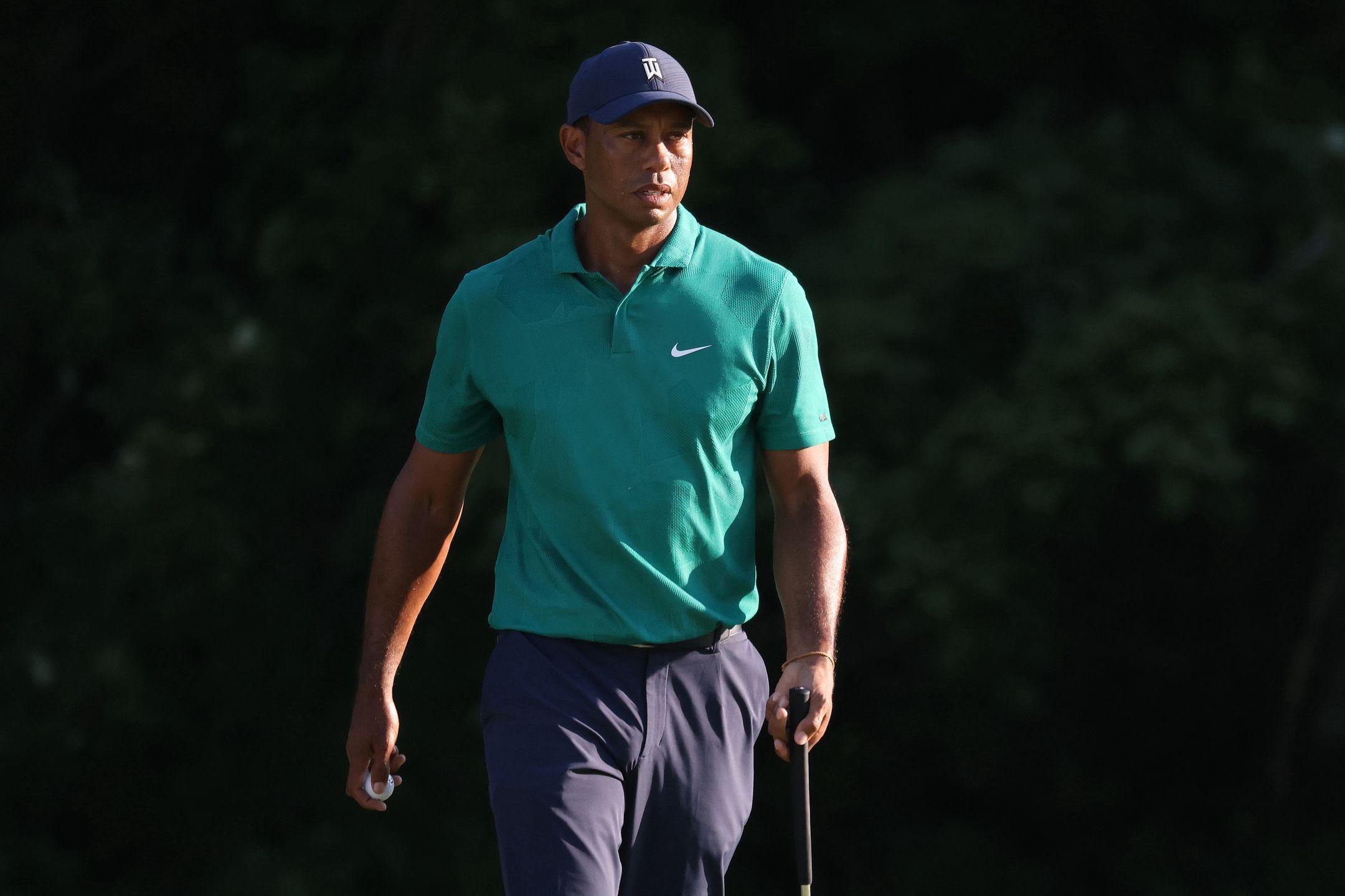 Tiger Woods miał wypadek samochodowy. Ledwo uszedł z życiem