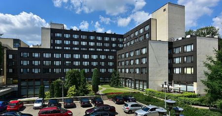 Remont Domu Poselskiego. Stanie się europejsko. Nie wszyscy się cieszą