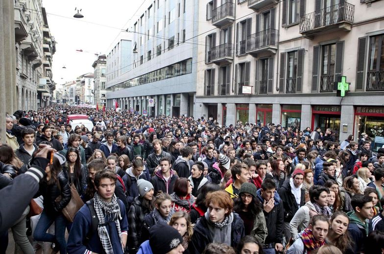 We Włoszech nawet uczniowie wyszli na ulice