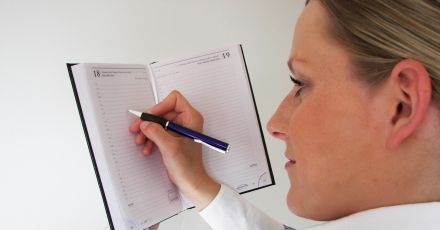 Przed bezrobociem broń się już na studiach