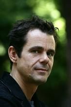 Tom Tykwer do Berlina