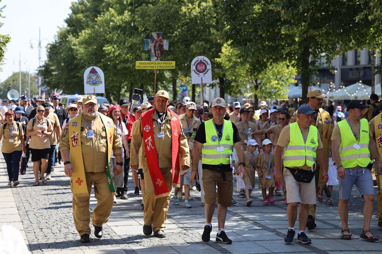 Częstochowa: 32. Piesza Pielgrzymka Wojskowa dotarła na Jasną Górę