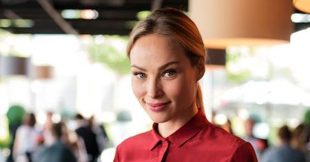 "Na noże": Weronika Książkiewicz na planie nowego serialu TVN