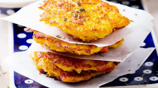 Ścieram razem z ziemniakami i smażę placki. Każdy pyta, co tak świetnie podbija smak