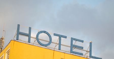 Koronawirus w Polsce. Branża hotelarska traci fortunę