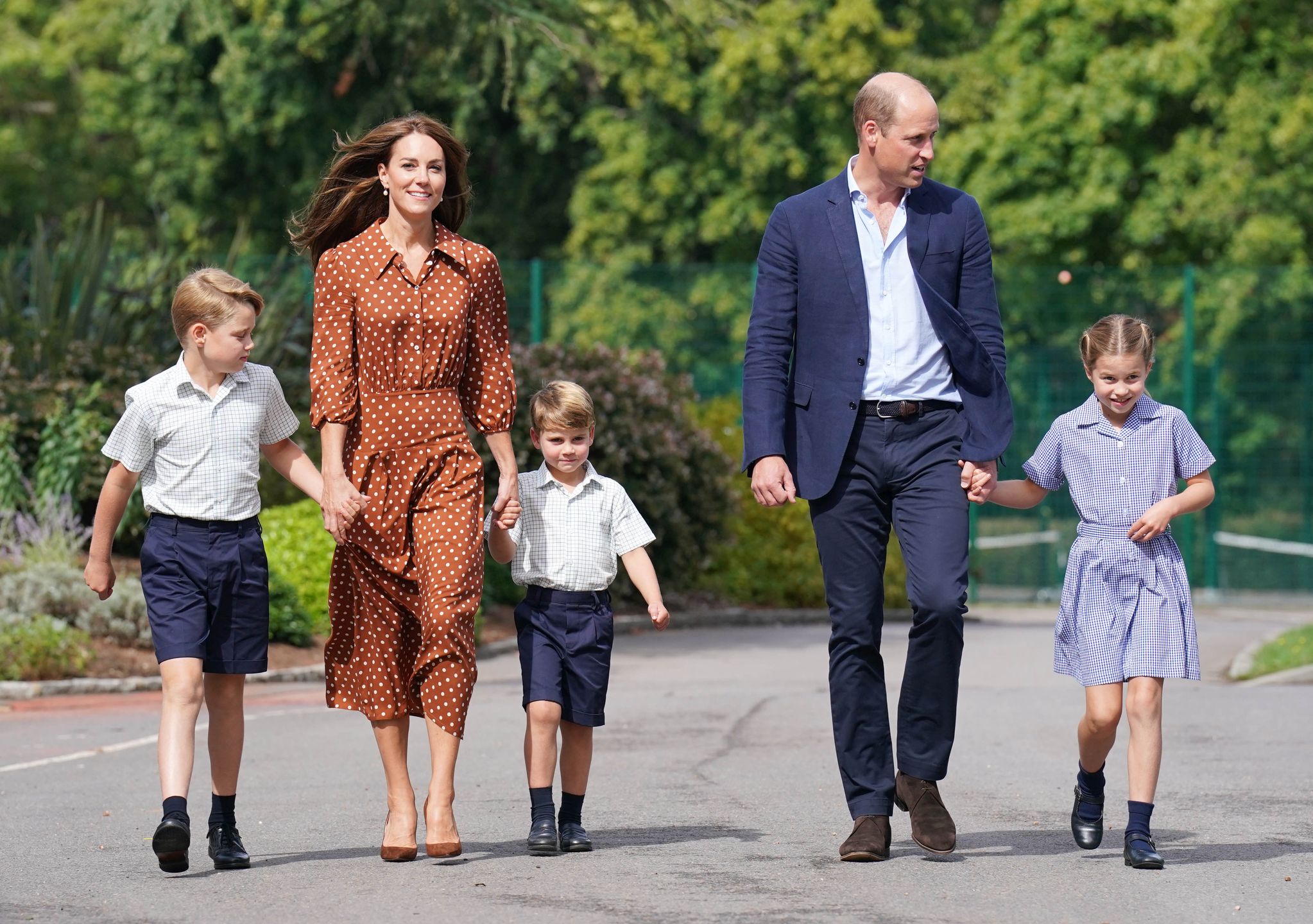 Kate Middleton i książę William odprowadzają dzieci do nowej szkoły