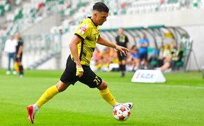 TVP Sport HD Piłka nożna: Betclic 1. Liga - półfinałowy mecz barażowy: Wieczysta Kraków - Polonia Warszawa