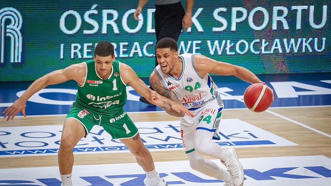 Materiały prasowe / KK Włocławek / P. Kieplin / Na zdjęciu: Moore i Lundberg