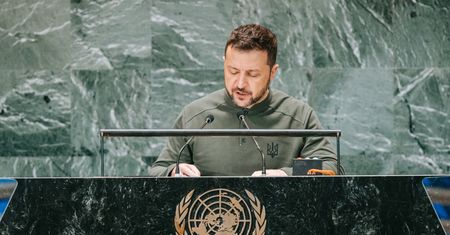 Elektrownie jądrowe w Ukrainie zagrożone? Zełenski ostrzega