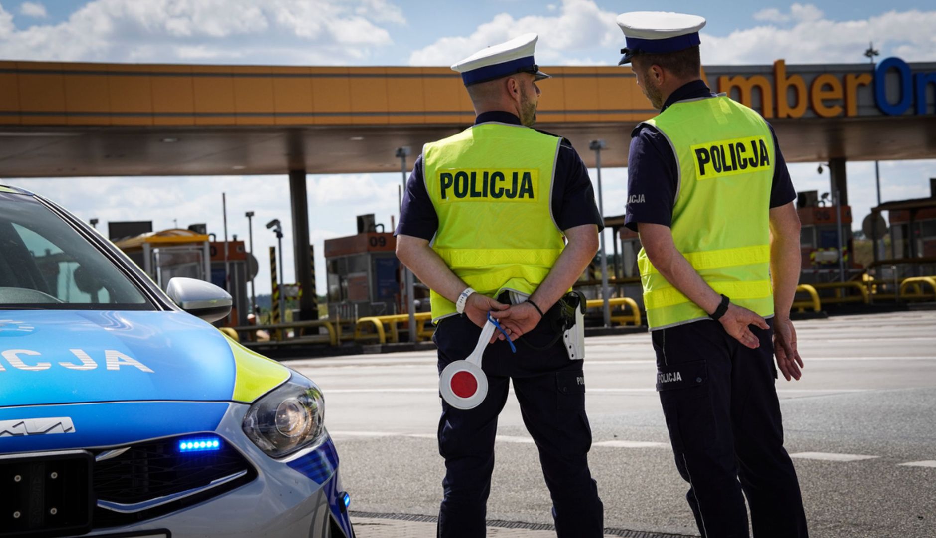 Mundurowi prowadzą działania prewencyjno-kontrolne na autostradach