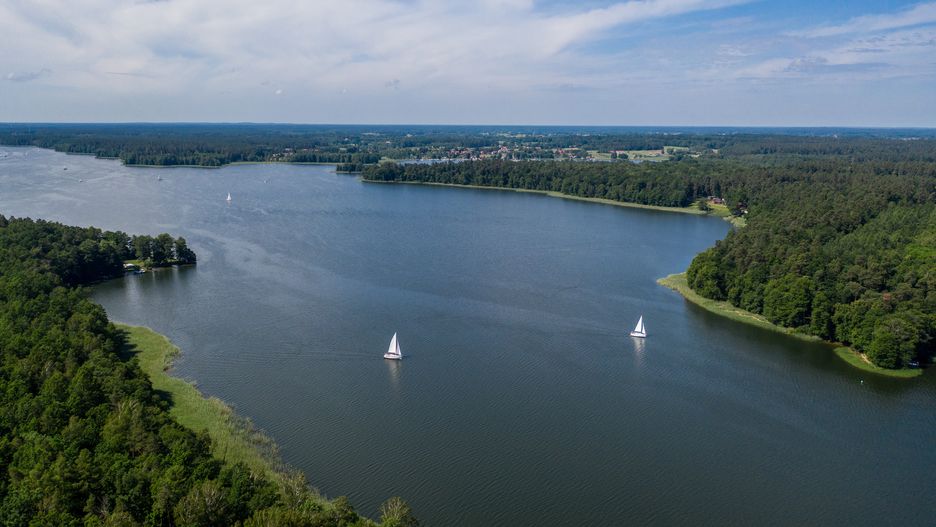 Miłośnicy żeglarstwa mogą na majówkę wyruszyć na Mazury