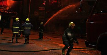 Filipiny: 17 ofiar śmiertelnych pożaru w sklepie odzieżowym