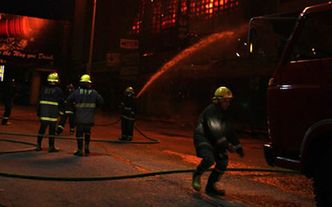 Filipiny: 17 ofiar śmiertelnych pożaru w sklepie odzieżowym