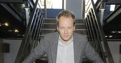 Stuhr zagra swojego ojca