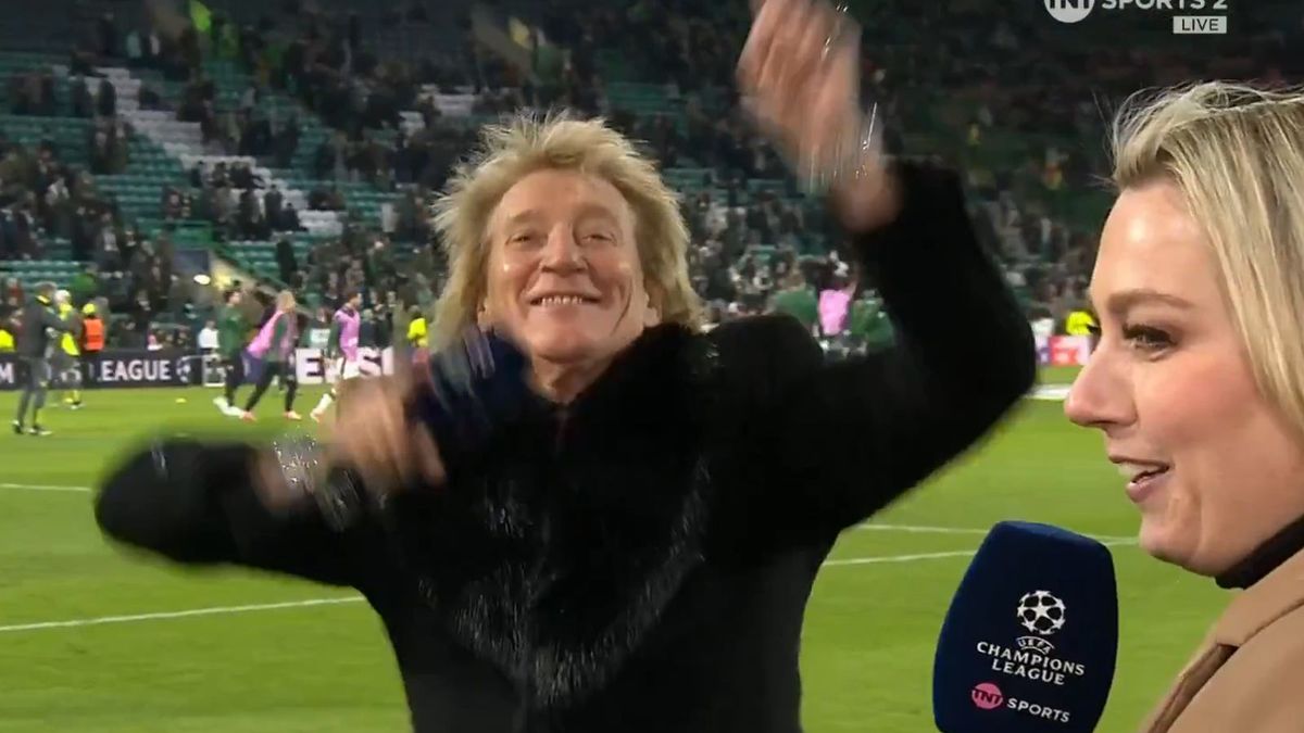 Twitter / x.com/footballontnt / Na zdjęciu: Rod Stewart