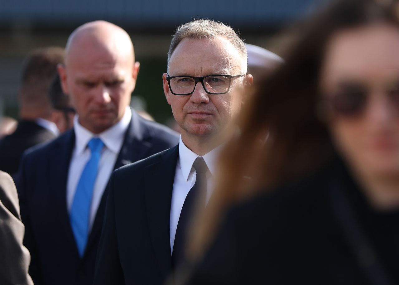 Kara dla litewskiego operatora płatności. Do rady firmy niedawno dołączył Andrzej Duda