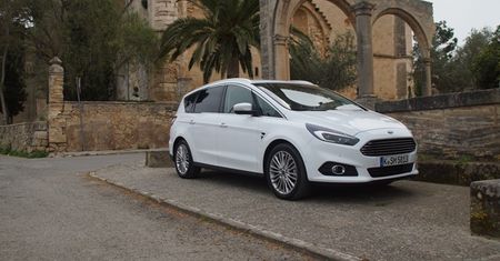 Ford S-Max