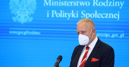 Lockdown w Polsce. Dr Sutkowski mówi jasno: to odpowiedź na szarą strefę