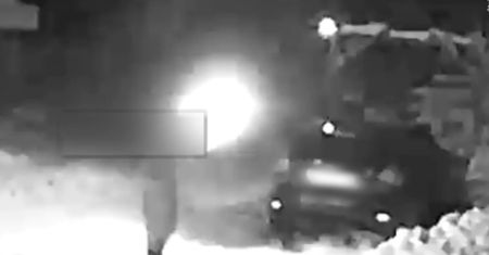 Domowy sadysta podpalił auto. Szokujące nagranie z Lubelszczyzny