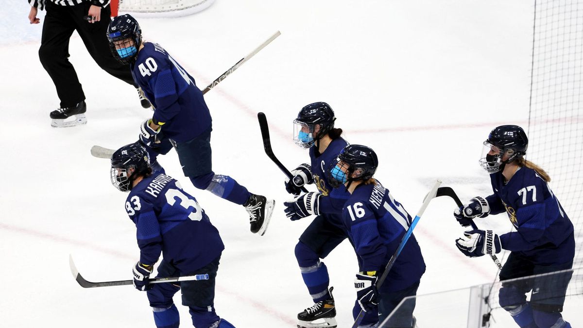 Getty Images / Na zdjęciu: Hokeistki z reprezentacji Finlandii