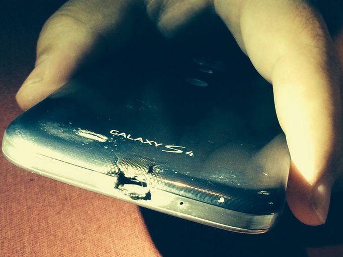 W skrócie: One (M8) zamiast spalonego S4, Nokie X z update'em i zakupy Apple'a 2